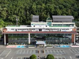 홍천군, 사회적 배려 대상자 여권 무료배송 서비스 시행 기사 이미지